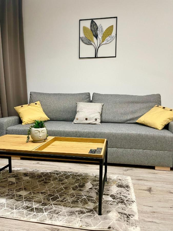 Apartments Sleep & Go Modlin Airport Nowy Dwór Mazowiecki Екстериор снимка