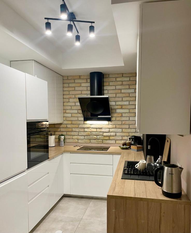 Apartments Sleep & Go Modlin Airport Nowy Dwór Mazowiecki Екстериор снимка