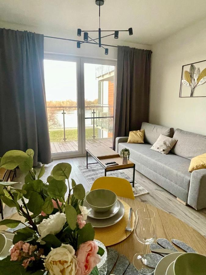 Apartments Sleep & Go Modlin Airport Nowy Dwór Mazowiecki Екстериор снимка